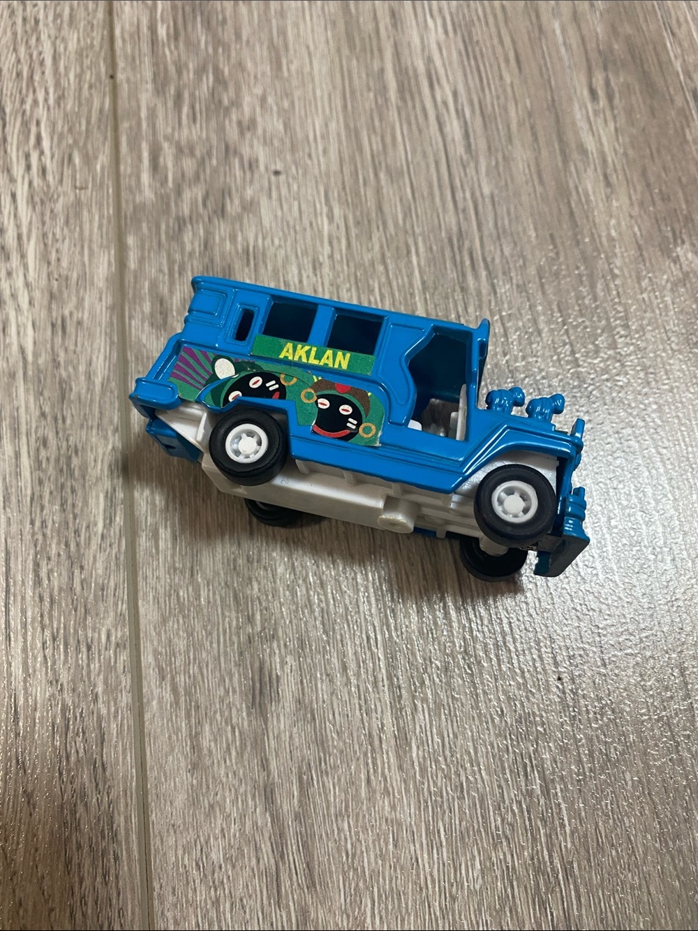 Philippines JEEPNEE metal die cast Blue